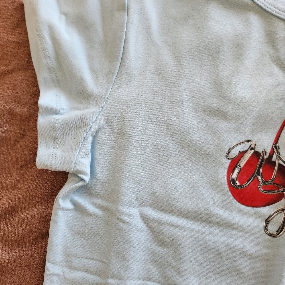 ✨️NWOT White FOX Tee Shirt Blue Cherries Medium Cherry Top - Picture 4 of 5